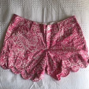 Lilly Pulitzer Scallop Short
